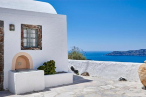  Nautilus Villa  Фира